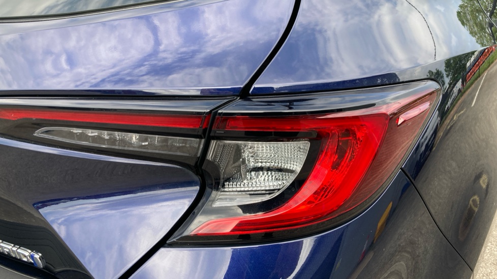 Toyota Corolla 1.8 Hybrid Icon 5dr CVT Hybrid Hatchback - Image 21