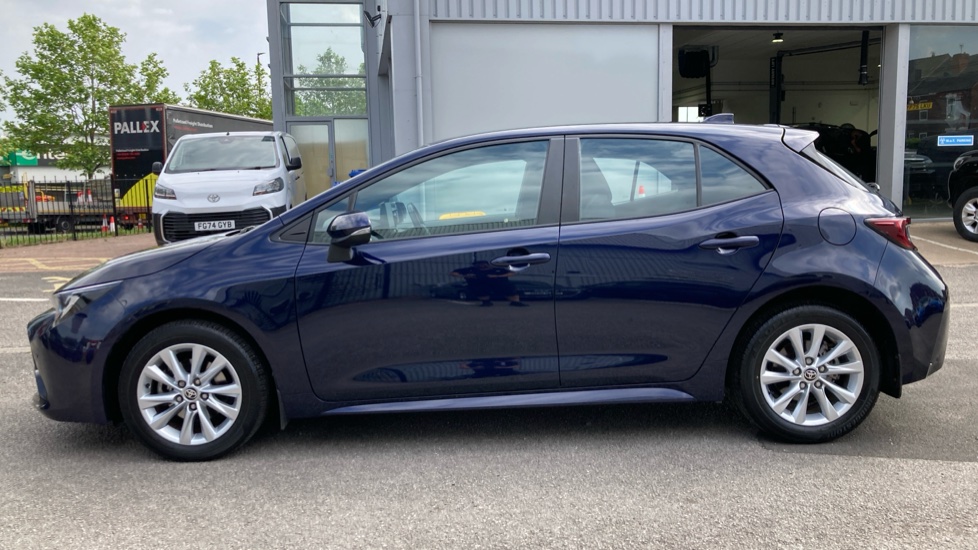 Toyota Corolla 1.8 Hybrid Icon 5dr CVT Hybrid Hatchback - Image 24