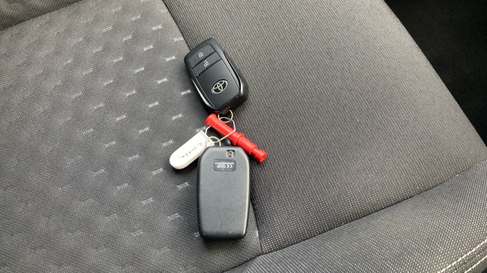Toyota Corolla 1.8 Hybrid Icon 5dr CVT Hybrid Hatchback - Image 28