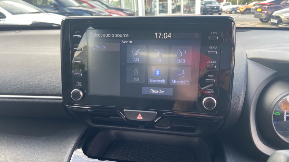 Toyota Yaris Cross 1.5 Hybrid Icon 5dr CVT Hybrid Estate - Image 9