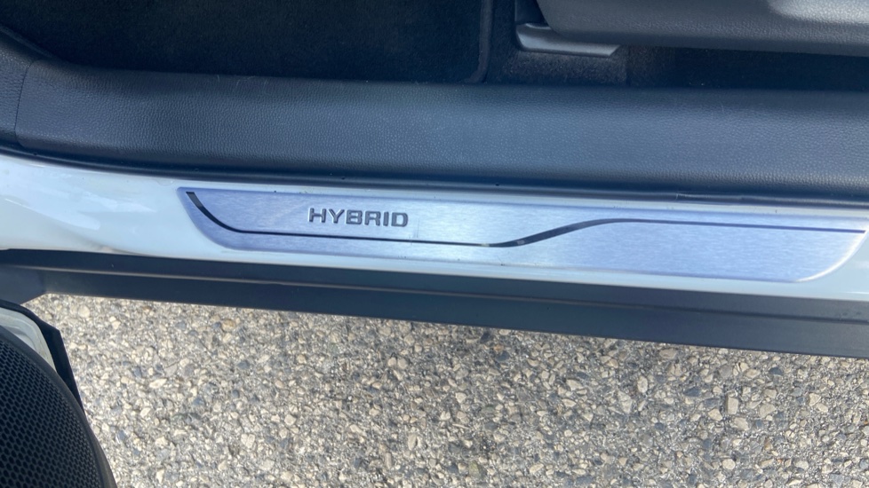 Toyota Yaris Cross 1.5 Hybrid Icon 5dr CVT Hybrid Estate - Image 20