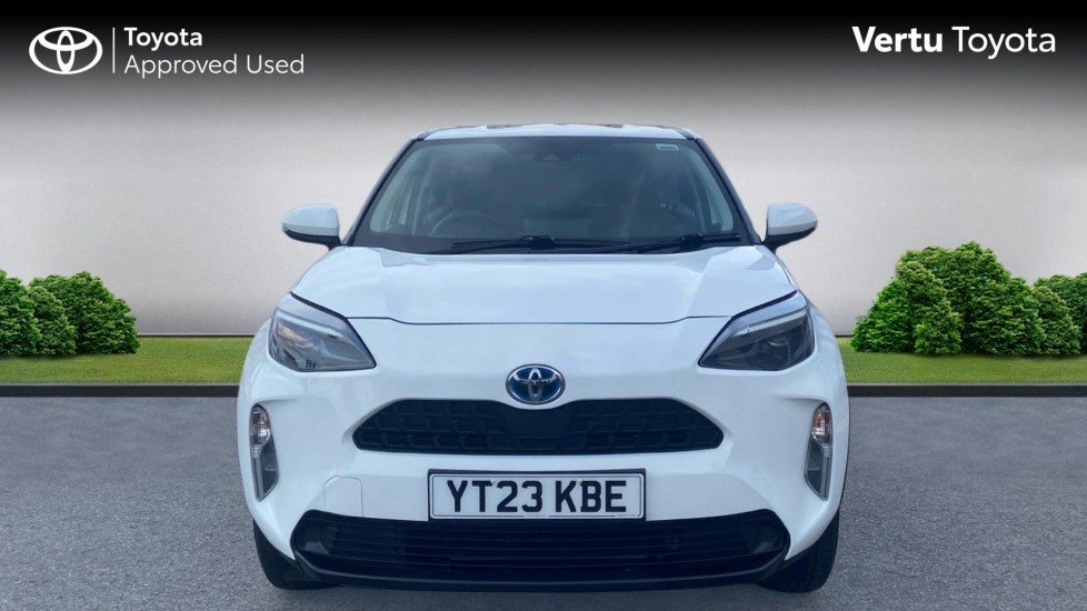 Toyota Yaris Cross 1.5 Hybrid Icon 5dr CVT Hybrid Estate - Image 22