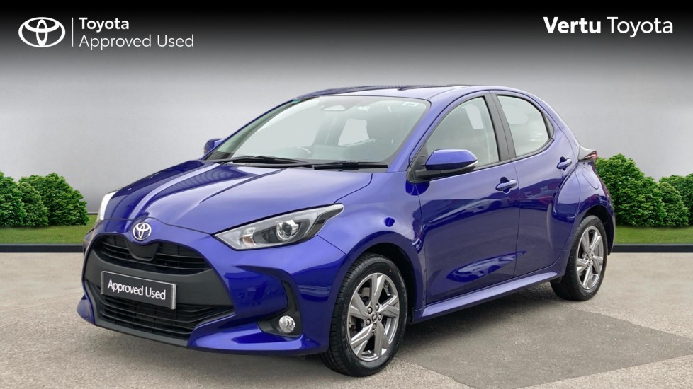 Toyota Yaris 1.5 Hybrid Icon 5dr CVT Hybrid Hatchback - Image 3