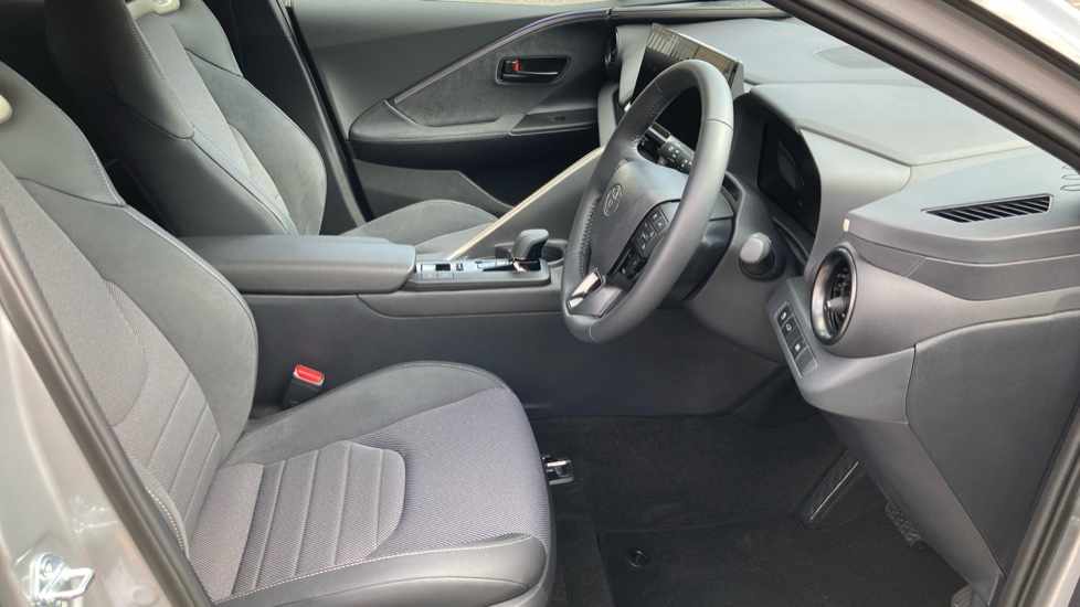 Toyota C-HR 1.8 Hybrid Excel 5dr CVT Hybrid Hatchback - Image 12