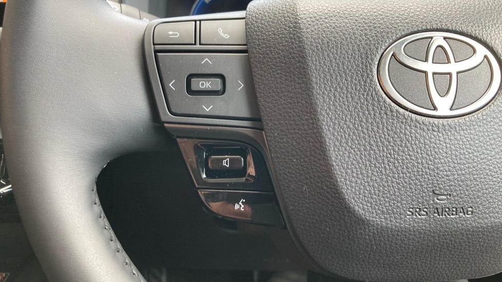 Toyota C-HR 1.8 Hybrid Excel 5dr CVT Hybrid Hatchback - Image 39