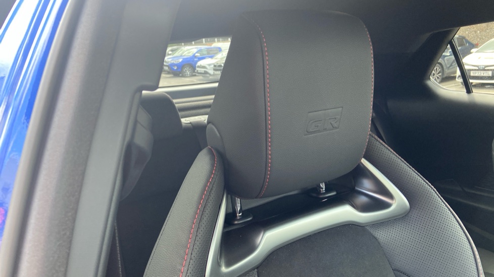Toyota C-HR 2.0 PHEV GR Sport 5dr CVT Hatchback - Image 19