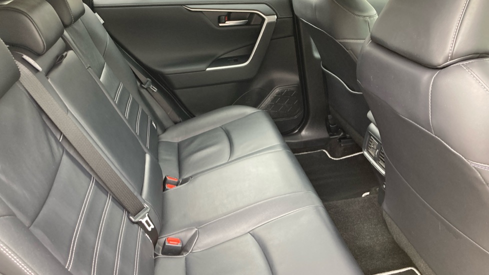 Toyota RAV4 2.5 VVT-i Hybrid Excel 5dr CVT Hybrid Estate - Image 8