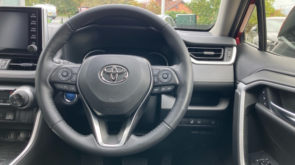 Toyota RAV4 2.5 VVT-i Hybrid Excel 5dr CVT Hybrid Estate - Image 10