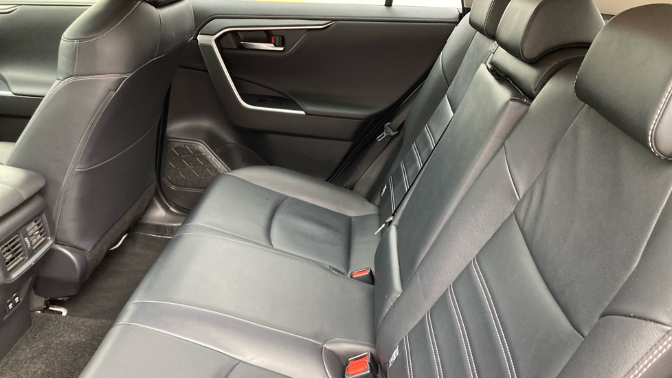 Toyota RAV4 2.5 VVT-i Hybrid Excel 5dr CVT Hybrid Estate - Image 15