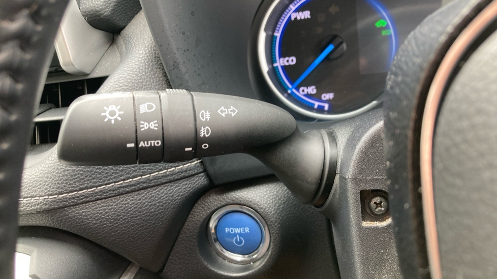 Toyota RAV4 2.5 VVT-i Hybrid Excel 5dr CVT Hybrid Estate - Image 34