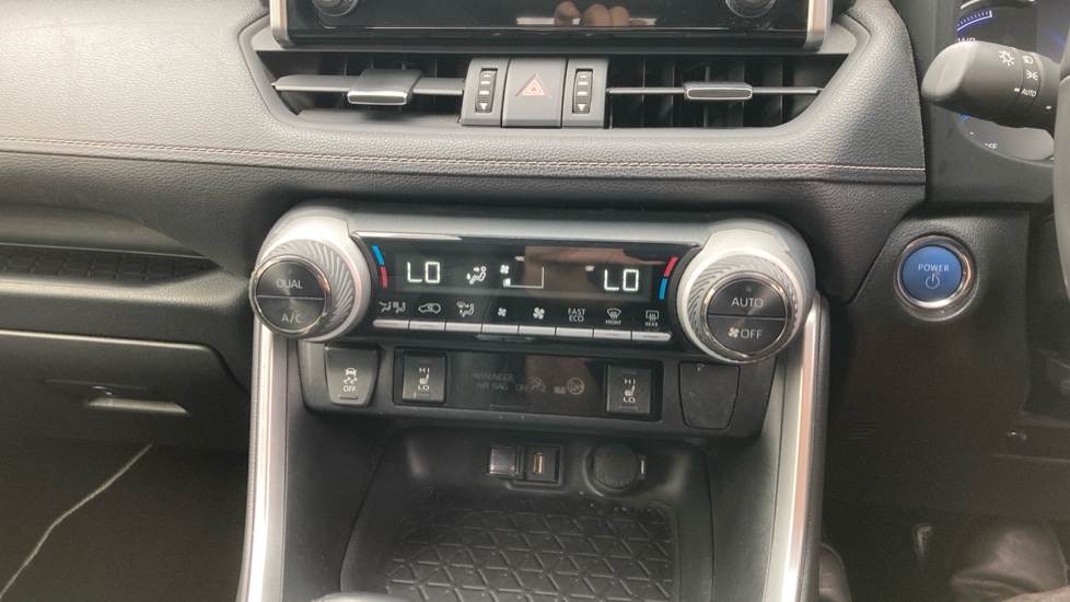 Toyota RAV4 2.5 VVT-i Hybrid Excel 5dr CVT Hybrid Estate - Image 36