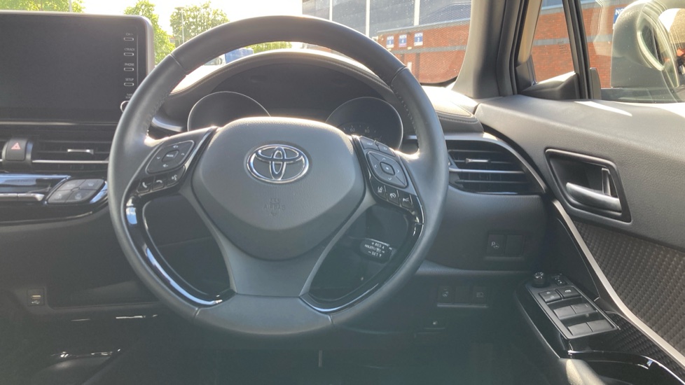 Toyota C-HR 1.8 Hybrid Excel 5dr CVT Hybrid Hatchback - Image 10