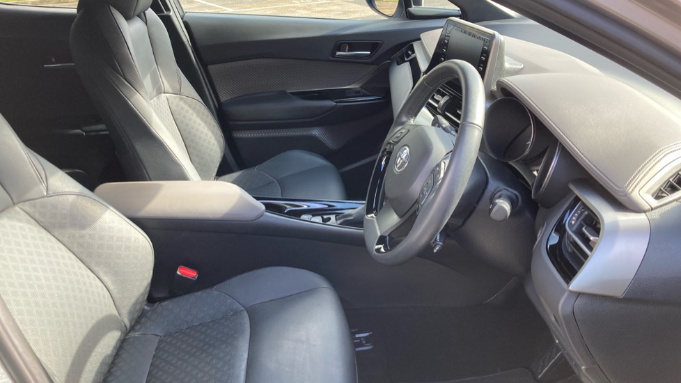 Toyota C-HR 1.8 Hybrid Excel 5dr CVT Hybrid Hatchback - Image 12