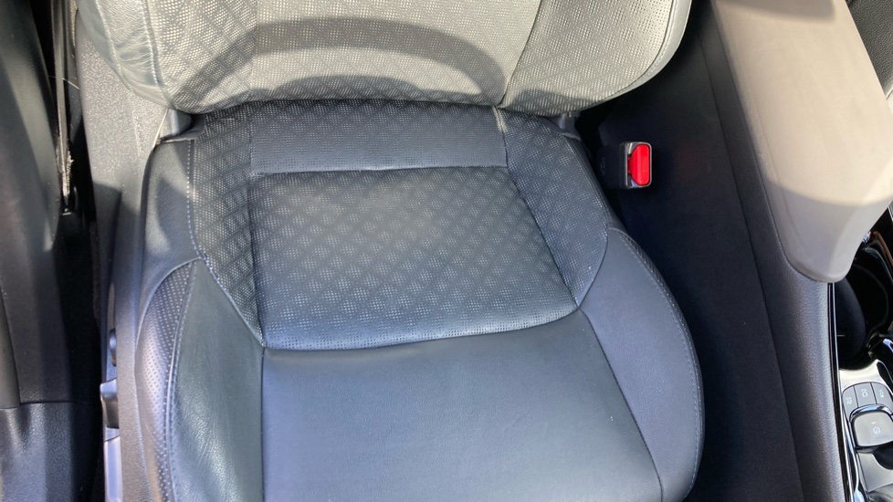 Toyota C-HR 1.8 Hybrid Excel 5dr CVT Hybrid Hatchback - Image 14