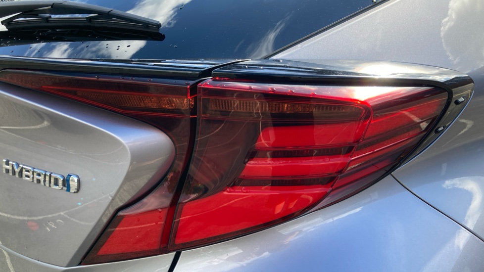 Toyota C-HR 1.8 Hybrid Excel 5dr CVT Hybrid Hatchback - Image 21