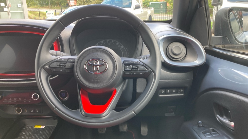 Toyota Aygo X 1.0 VVT-i Undercover 5dr Petrol Hatchback - Image 10