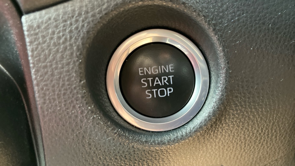 Toyota Aygo X 1.0 VVT-i Undercover 5dr Petrol Hatchback - Image 16