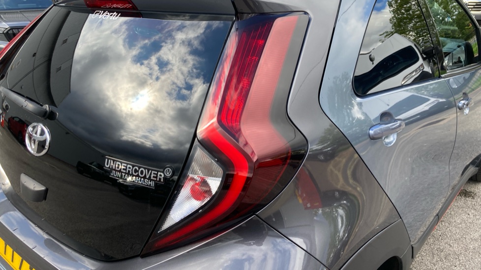 Toyota Aygo X 1.0 VVT-i Undercover 5dr Petrol Hatchback - Image 21