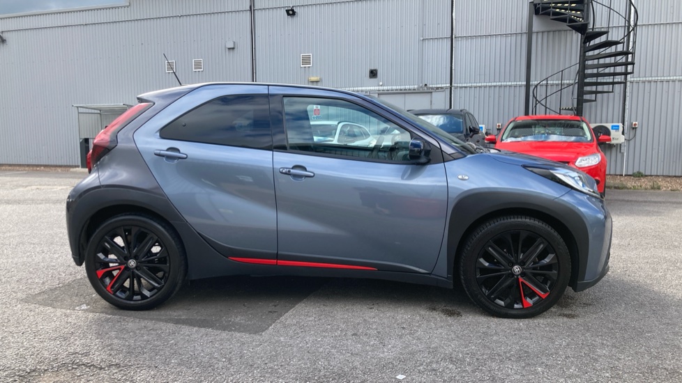Toyota Aygo X 1.0 VVT-i Undercover 5dr Petrol Hatchback - Image 23