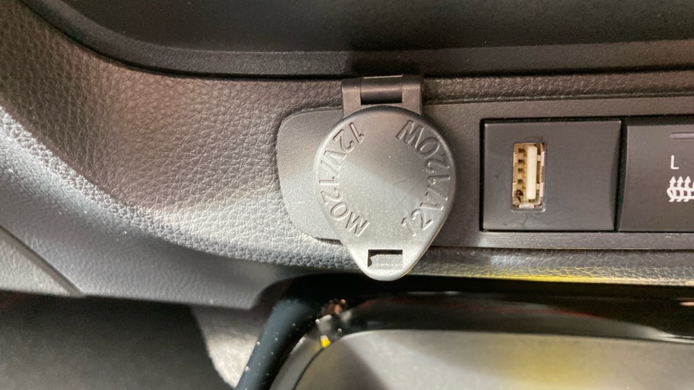 Toyota Aygo X 1.0 VVT-i Undercover 5dr Petrol Hatchback - Image 38