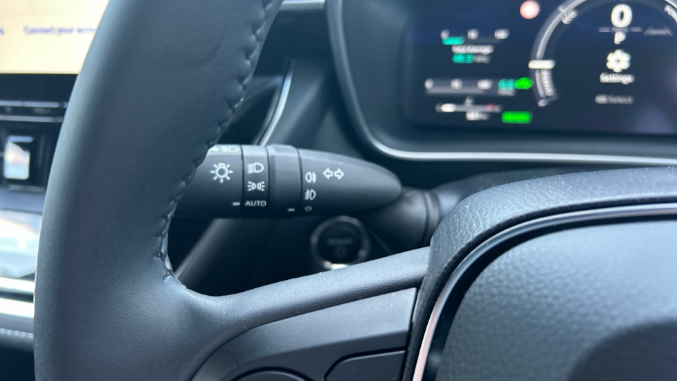Toyota Corolla 1.8 Hybrid Excel 5dr CVT Hybrid Hatchback - Image 26