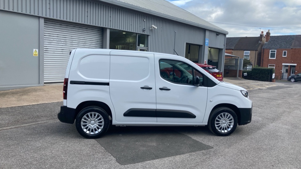 Toyota Proace City L1 Diesel 1.5D 100 Icon Van - Image 23