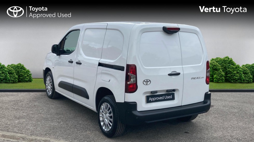 Toyota Proace City L1 Diesel 1.5D 100 Icon Van - Image 4