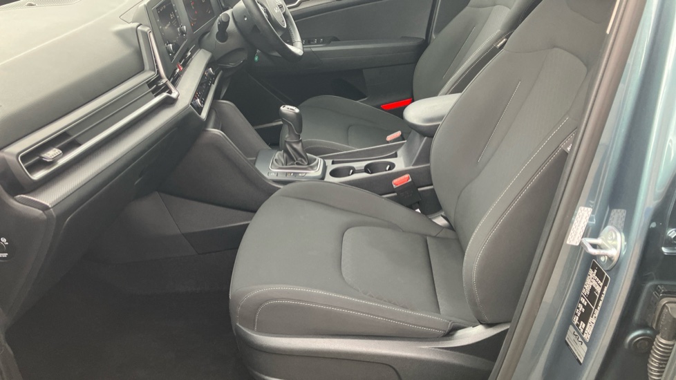 Kia Sportage 1.6T GDi ISG 2 5dr Petrol Estate - Image 23