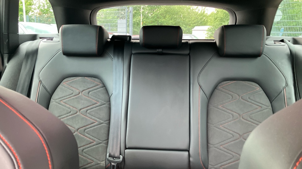 SEAT Leon 1.5 eTSI 150 FR Sport 5dr DSG Petrol Estate - Image 15
