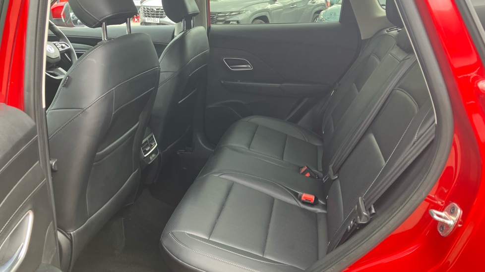 MG ZS 1.5 Hybrid+ Trophy 5dr Auto Hybrid Hatchback - Image 16
