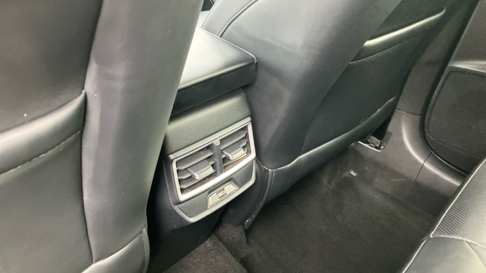 MG ZS 1.5 Hybrid+ Trophy 5dr Auto Hybrid Hatchback - Image 27