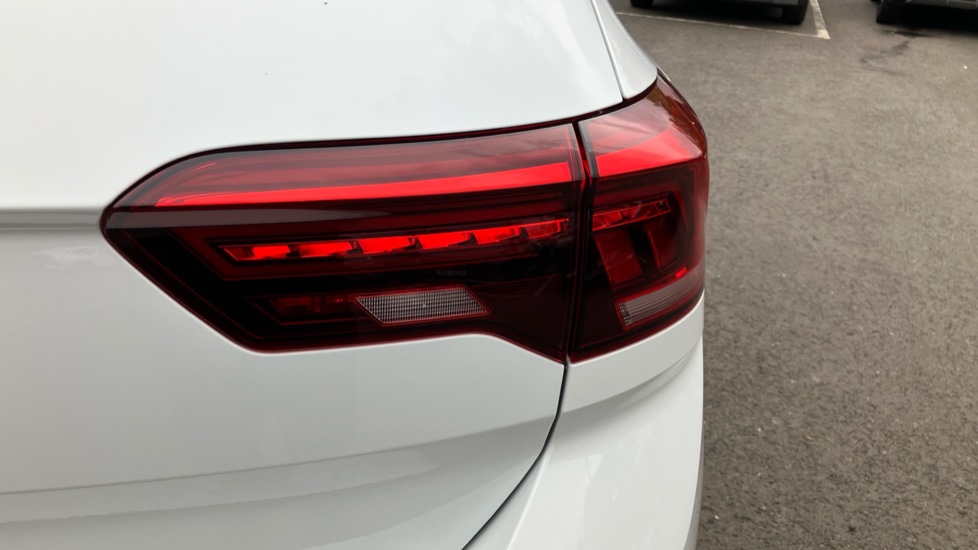 Volkswagen T-Roc 1.5 TSI R-Line 5dr Petrol Hatchback - Image 22