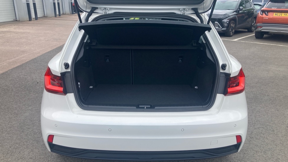 Audi A1 25 TFSI Sport 5dr Petrol Hatchback - Image 4
