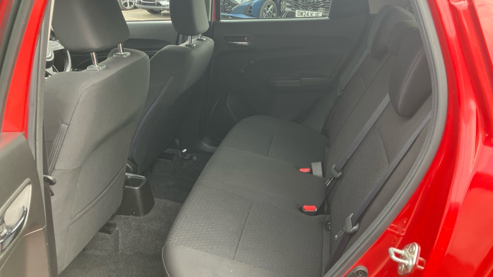 Suzuki Swift 1.2 Dualjet SHVS SZ-T 5dr Petrol Hatchback - Image 16