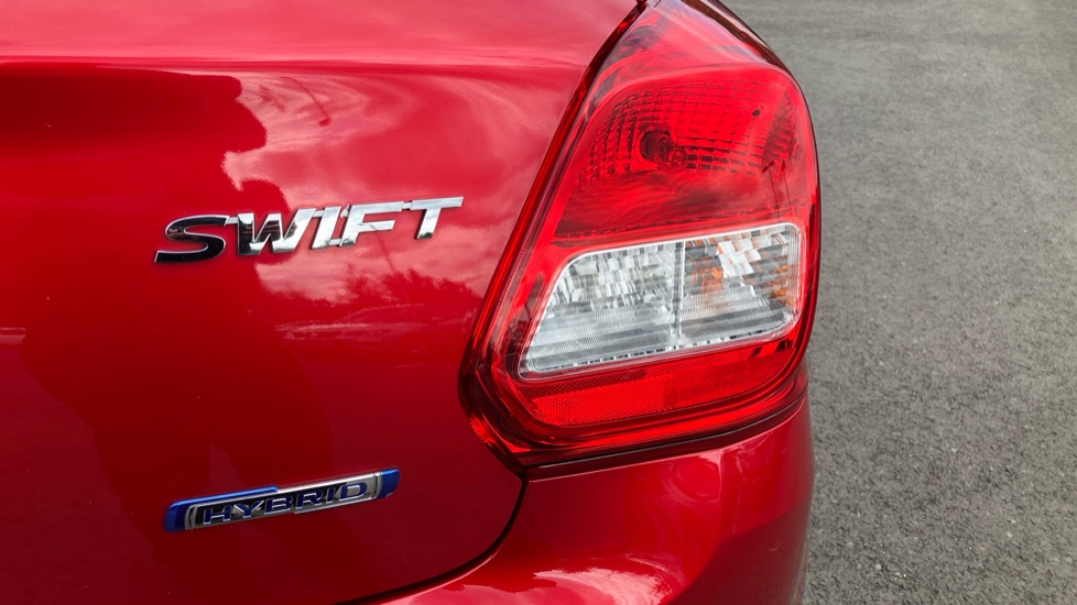 Suzuki Swift 1.2 Dualjet SHVS SZ-T 5dr Petrol Hatchback - Image 21