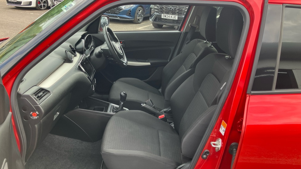 Suzuki Swift 1.2 Dualjet SHVS SZ-T 5dr Petrol Hatchback - Image 25