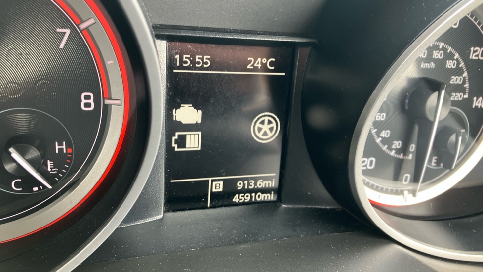 Suzuki Swift 1.2 Dualjet SHVS SZ-T 5dr Petrol Hatchback - Image 40