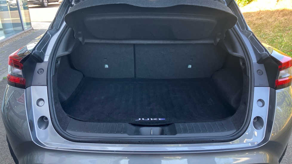 Nissan Juke 1.0 DiG-T 114 N-Connecta 5dr Petrol Hatchback - Image 4