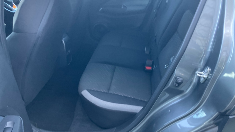 Nissan Juke 1.0 DiG-T 114 N-Connecta 5dr Petrol Hatchback - Image 16