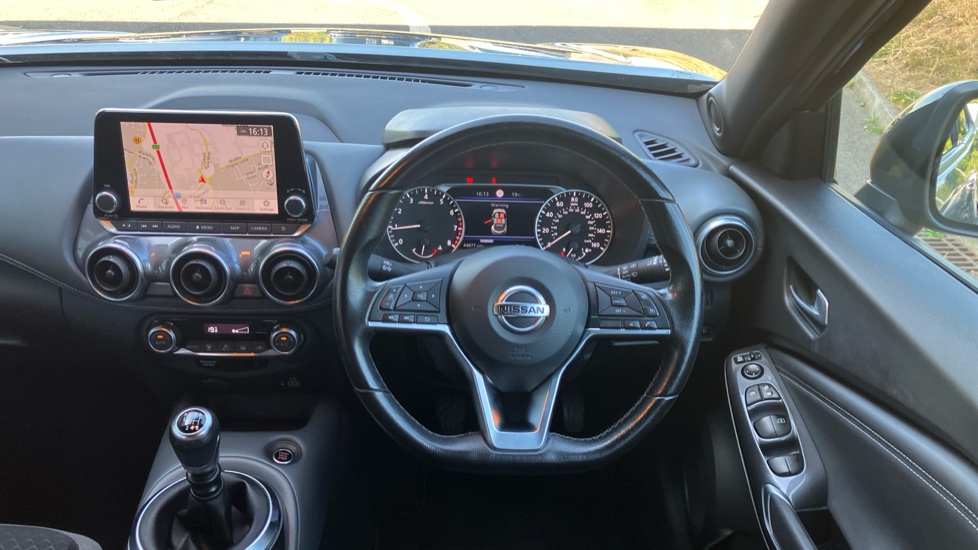Nissan Juke 1.0 DiG-T 114 N-Connecta 5dr Petrol Hatchback - Image 26