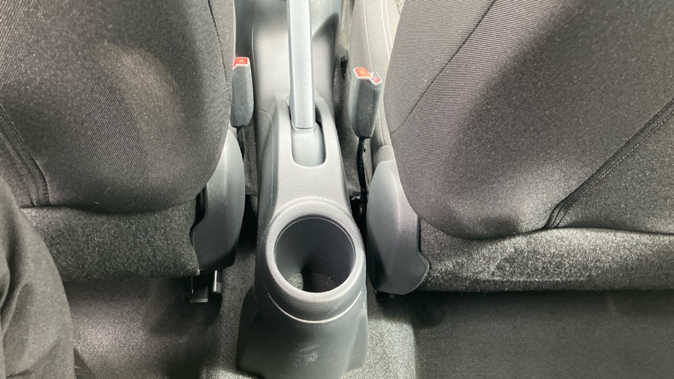 Toyota Aygo X 1.0 VVT-i Edge 5dr Petrol Hatchback - Image 28