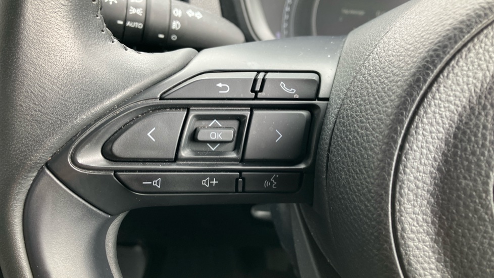 Toyota Aygo X 1.0 VVT-i Edge 5dr Petrol Hatchback - Image 34