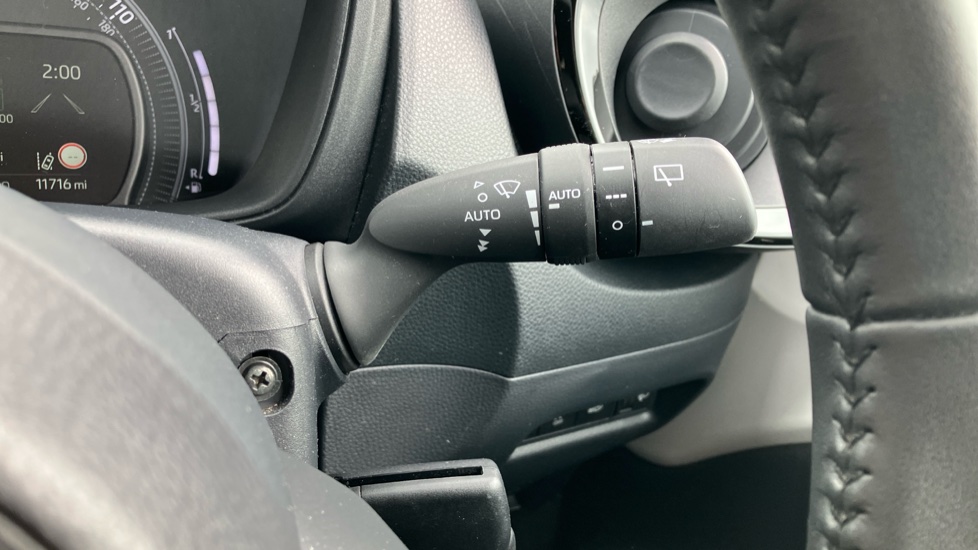 Toyota Aygo X 1.0 VVT-i Edge 5dr Petrol Hatchback - Image 36
