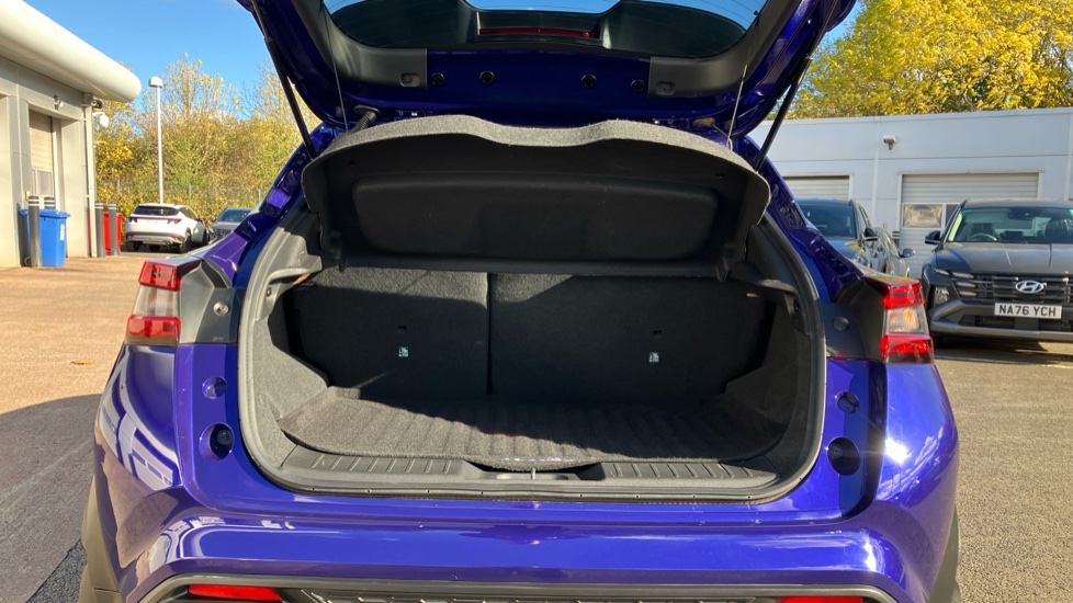 Nissan Juke 1.0 DiG-T 114 Tekna 5dr Petrol Hatchback - Image 4