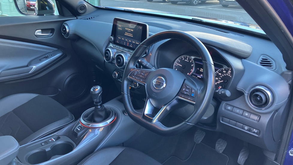 Nissan Juke 1.0 DiG-T 114 Tekna 5dr Petrol Hatchback - Image 11