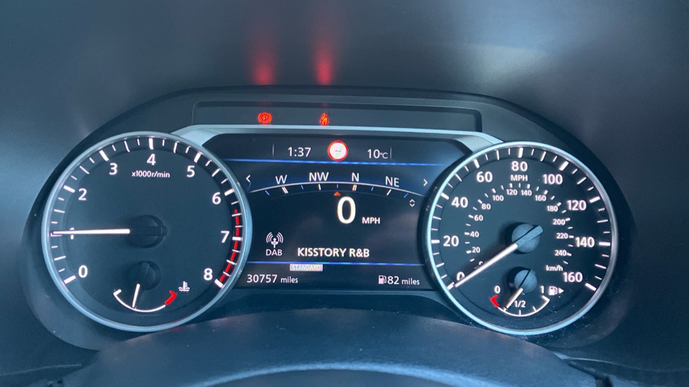 Nissan Juke 1.0 DiG-T 114 Tekna 5dr Petrol Hatchback - Image 18