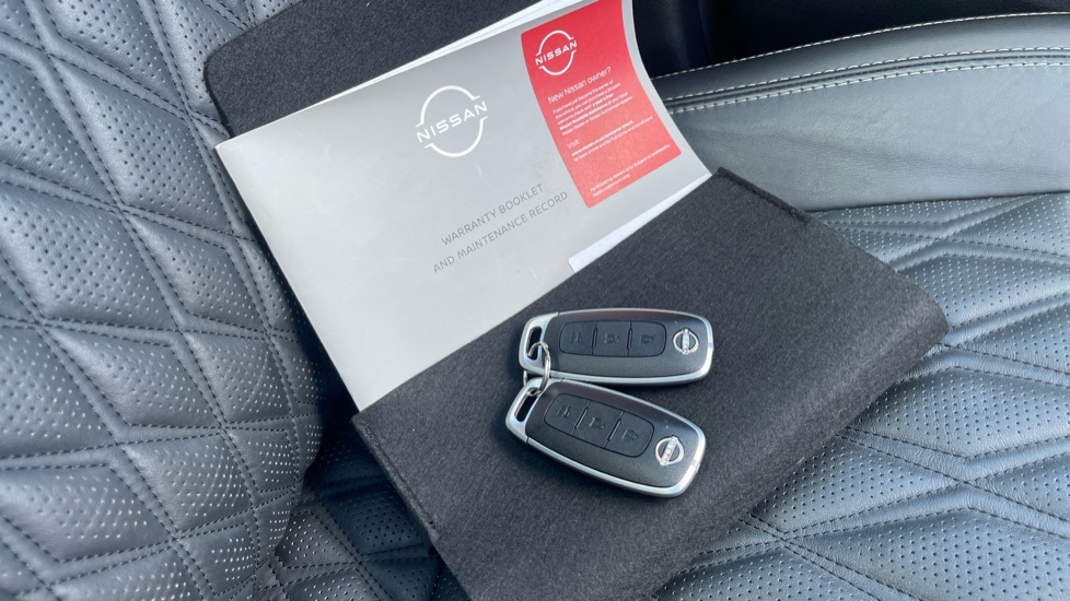 Nissan Qashqai 1.5 E-Power Tekna+ 5dr Auto Hybrid Hatchback - Image 19