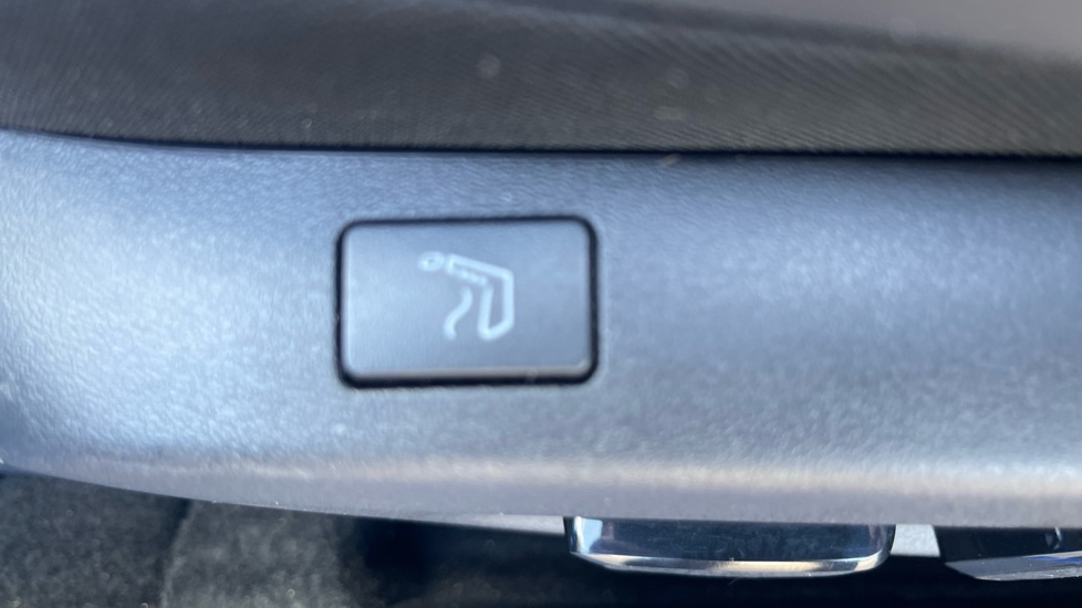 Nissan Qashqai 1.5 E-Power Tekna+ 5dr Auto Hybrid Hatchback - Image 38