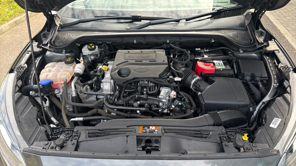 Ford Focus 1.0 EcoBoost 125 ST-Line X 5dr Petrol Hatchback - Image 8