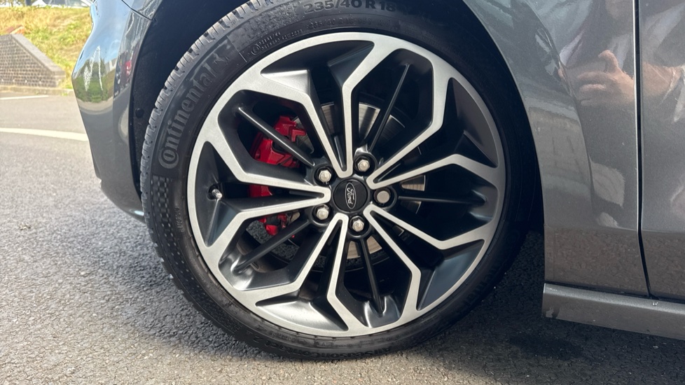 Ford Focus 1.0 EcoBoost 125 ST-Line X 5dr Petrol Hatchback - Image 23